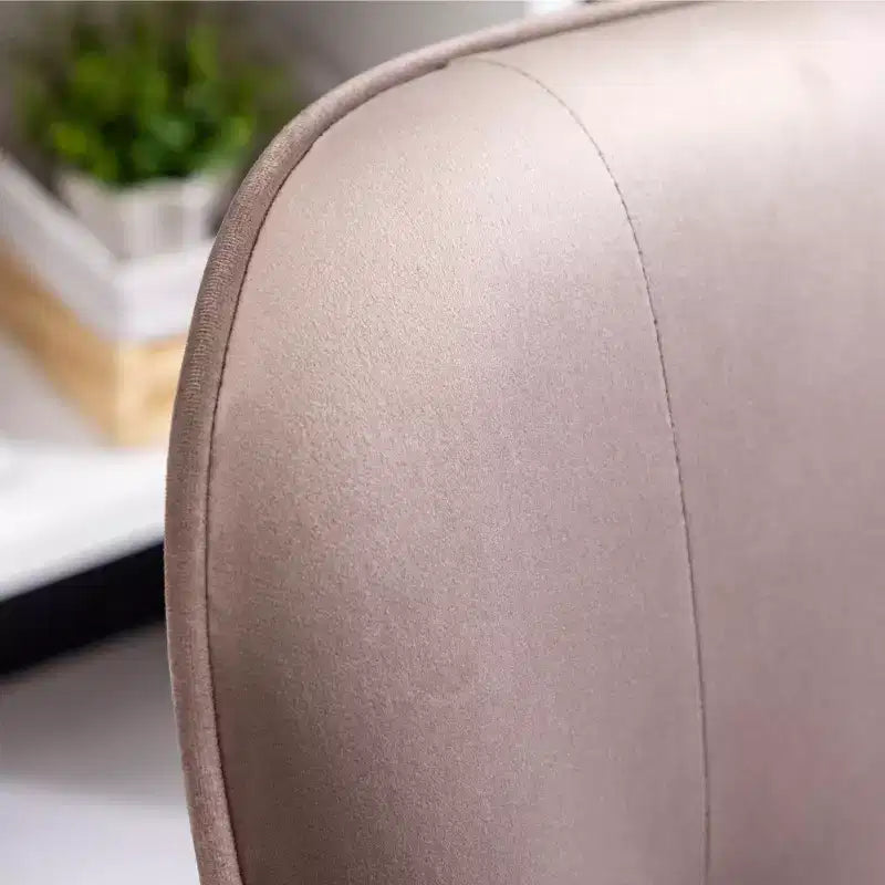 Poltrona a barilotto accentata in velluto color cioccolato con bottoni, Seduta singola