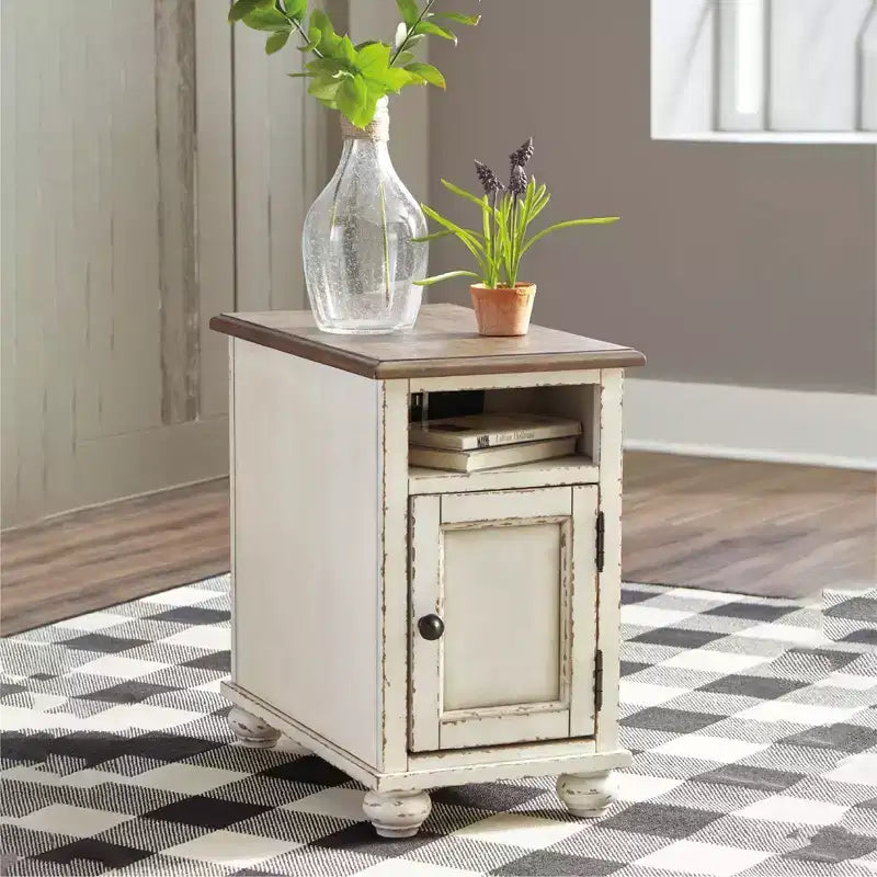 Tavolino finale con scaffale aperto, porte USB e prese di corrente, bianco e marrone – 1 pezzo